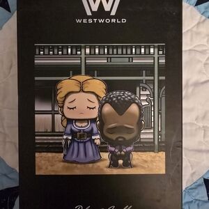 Westworld Collectible Figure Set - Blue & Brown